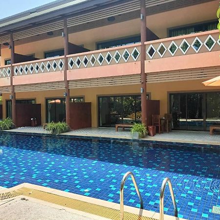 Baan Suan Villas Resort Ban Suan  Esterno foto