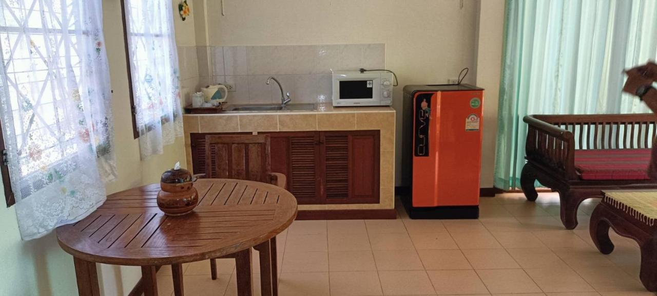 Baan Suan Villas Resort Ban Suan  Esterno foto