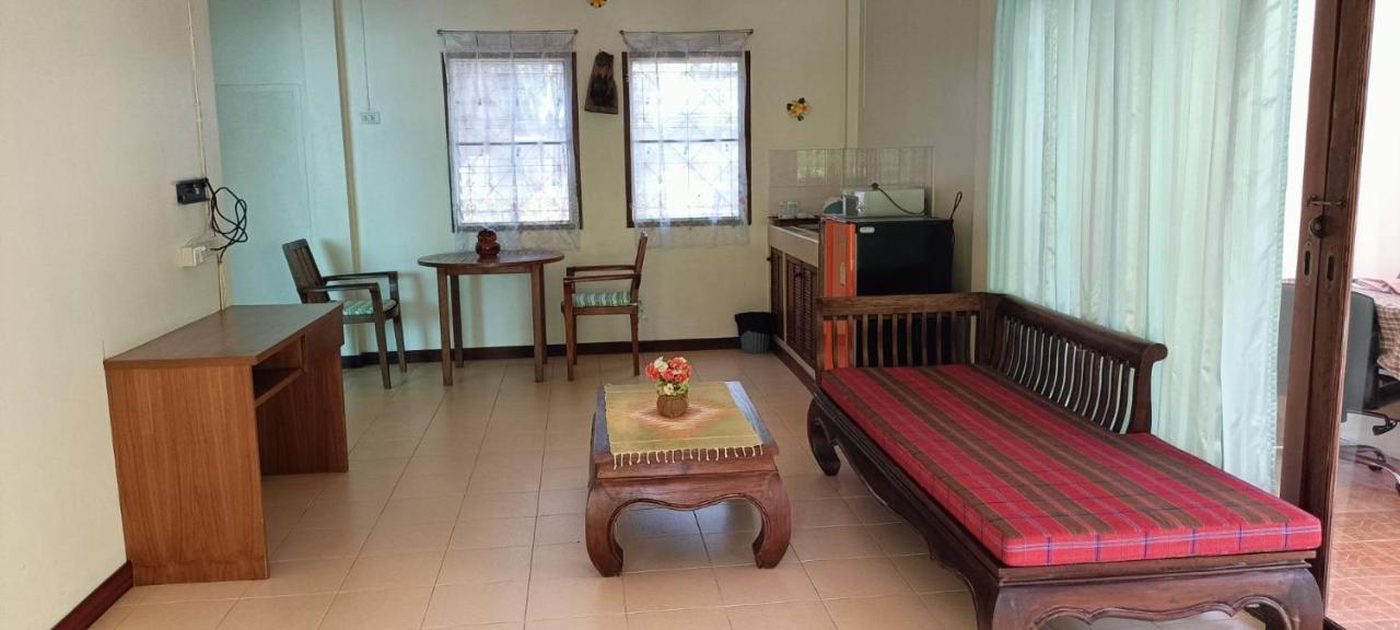 Baan Suan Villas Resort Ban Suan  Esterno foto